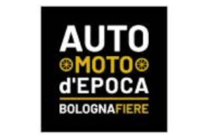 Vintage cars and motorcycles in Bologna