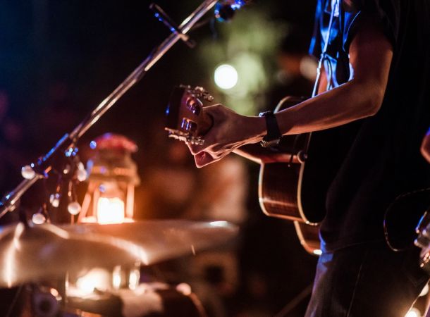 Votre hôtel pour les concerts à Bologne : profitez de la musique en direct