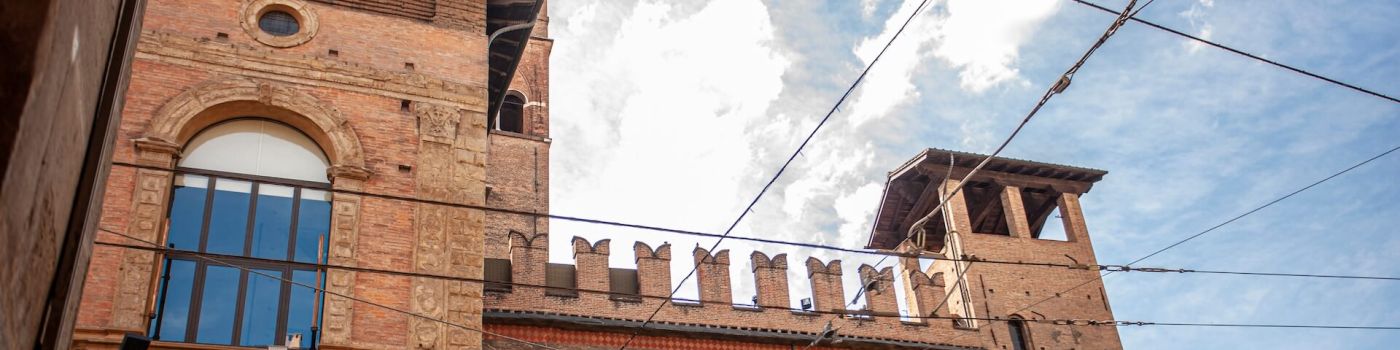 Principales edificios históricos de Bolonia: algunas curiosidades