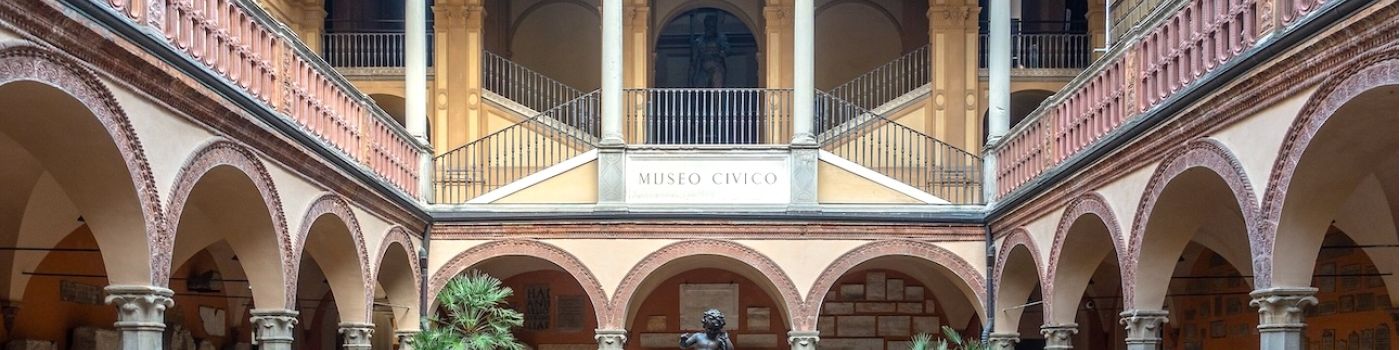 Visita il Museo Civico Archeologico Bologna: arte e storia