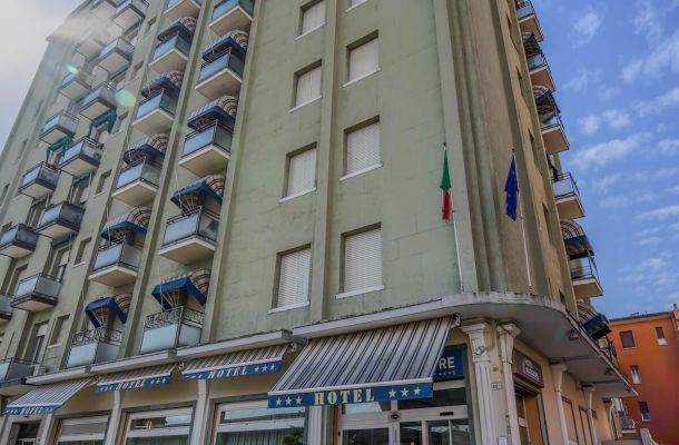 Comodo parcheggio gratuito Bologna per auto, moto e bici