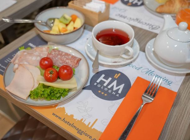 Il buongiorno nella sala colazione hotel dell'Hotel Maggiore